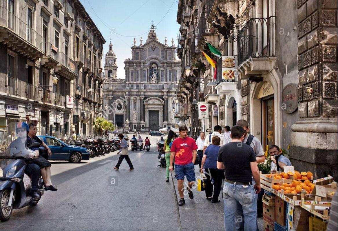 La Mansarda Dei Mori Appartement Catánia Buitenkant foto